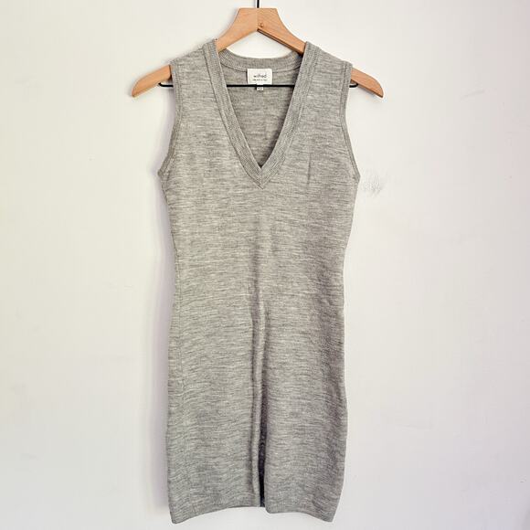 Wilfred Dresses & Skirts - Wilfred Wool Sleeveless VNeck Fitted Sweater Dress Size S Gray